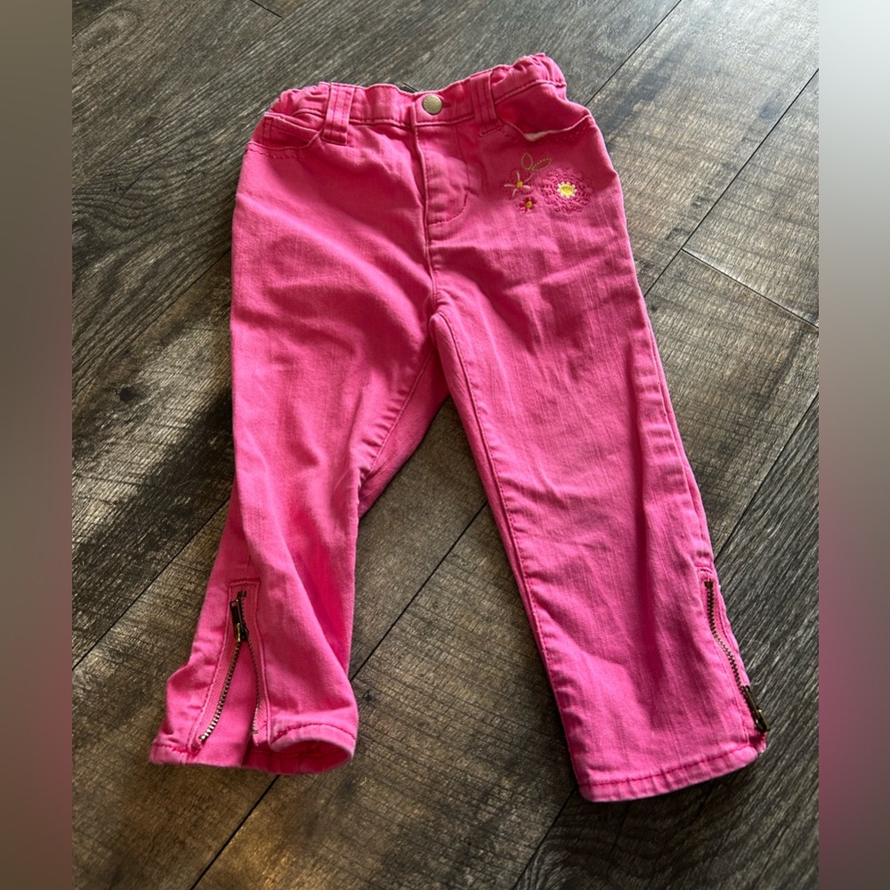 4/$20 pink adjustable waist crop ankle jeans with embroidery flower 3t nevada